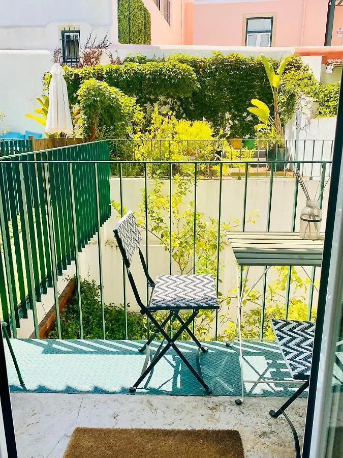 Swimming Pool Apartment Central Lisbon